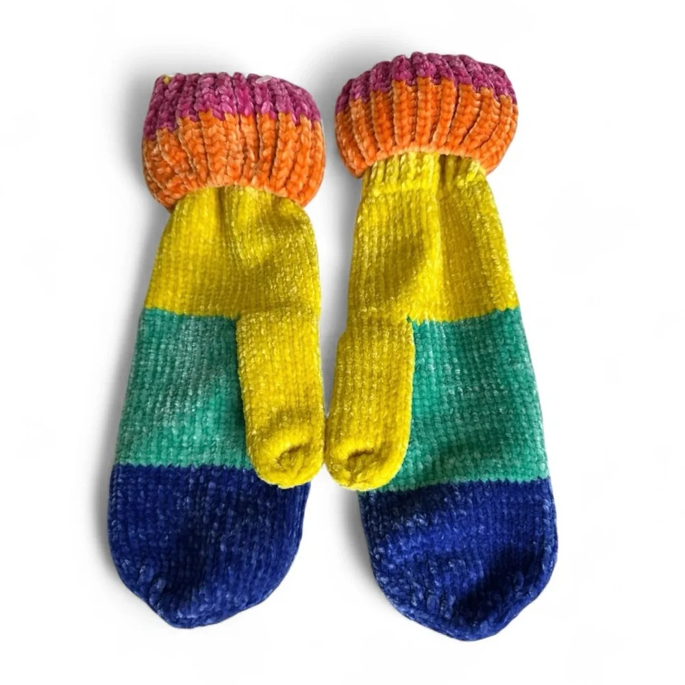 Kurt Geiger London Cosy Eagle Colorblock Rainbow Chenille Knit Mittens Brand NWT